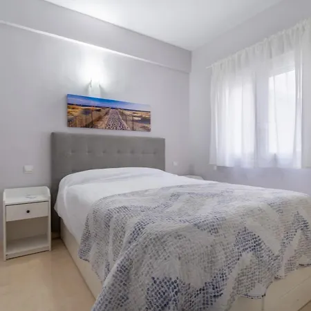 Castillo Apartment *