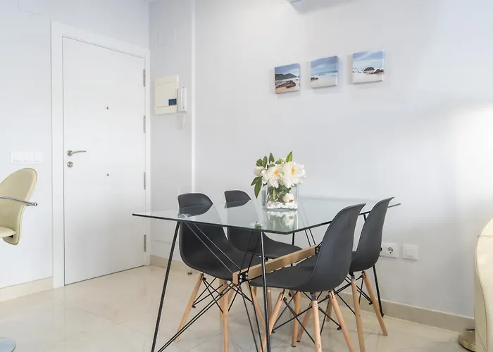 Castillo Apartment *